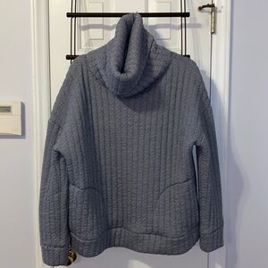 Gap Fit Cowl Neck pullover, black/white, 2017